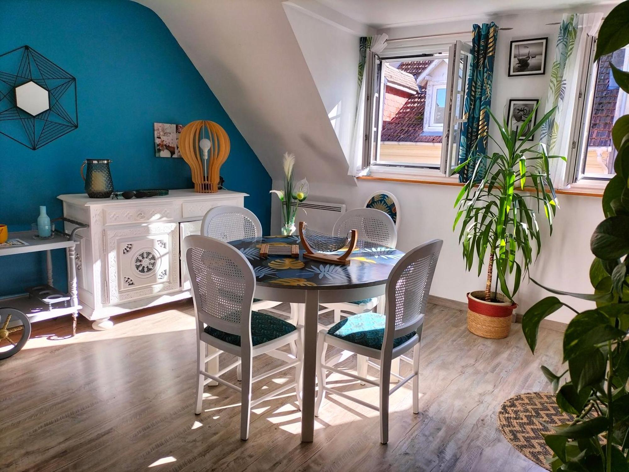 Coeur de ville, loft 3 étoiles lumineux au pied des Pyrénées Bagnères-de-Bigorre Extérieur photo